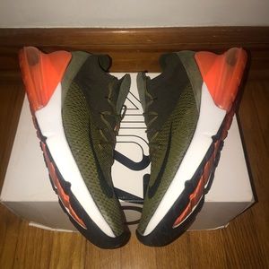 Air max 270 flynit